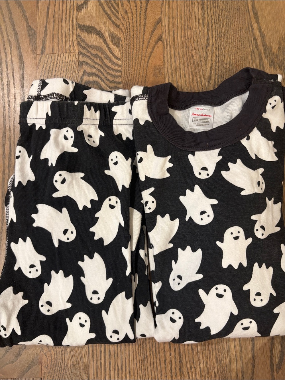 Hanna Andersson Black and White Ghost Print Kids Pajama Set